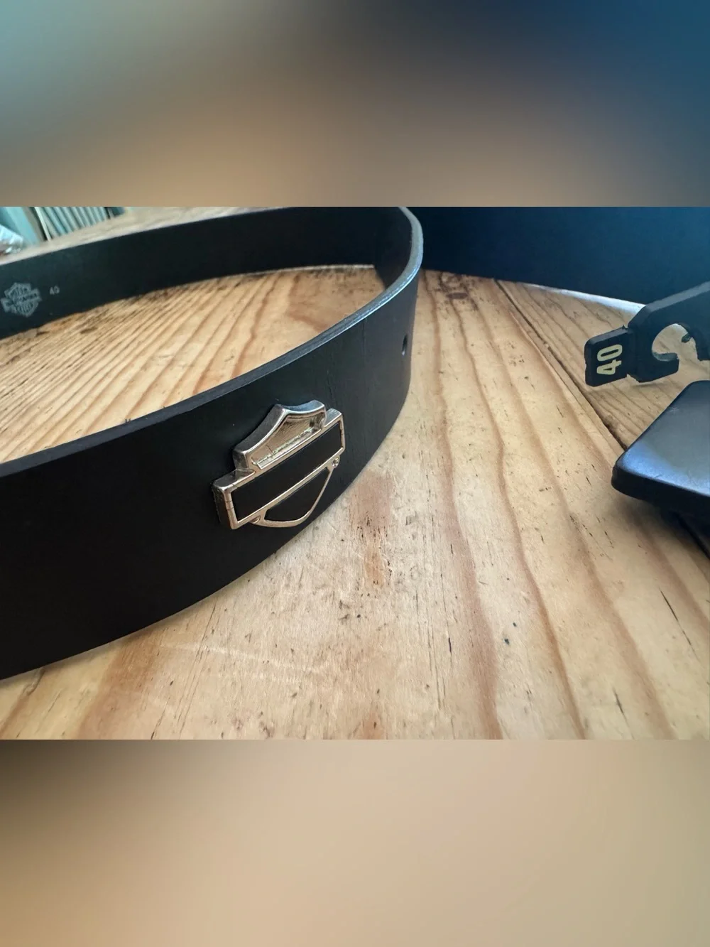 Harley-Davidson leather Belt w/ Keychain see all pictures and ask questions